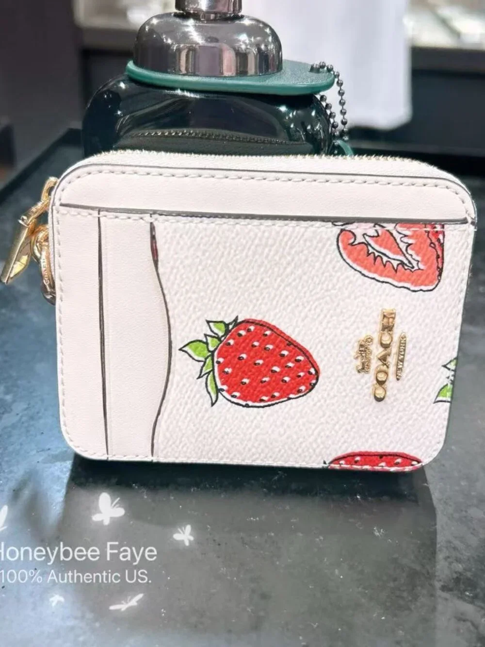NWT Coach Zip Card Case With Strawberry Print CAR32